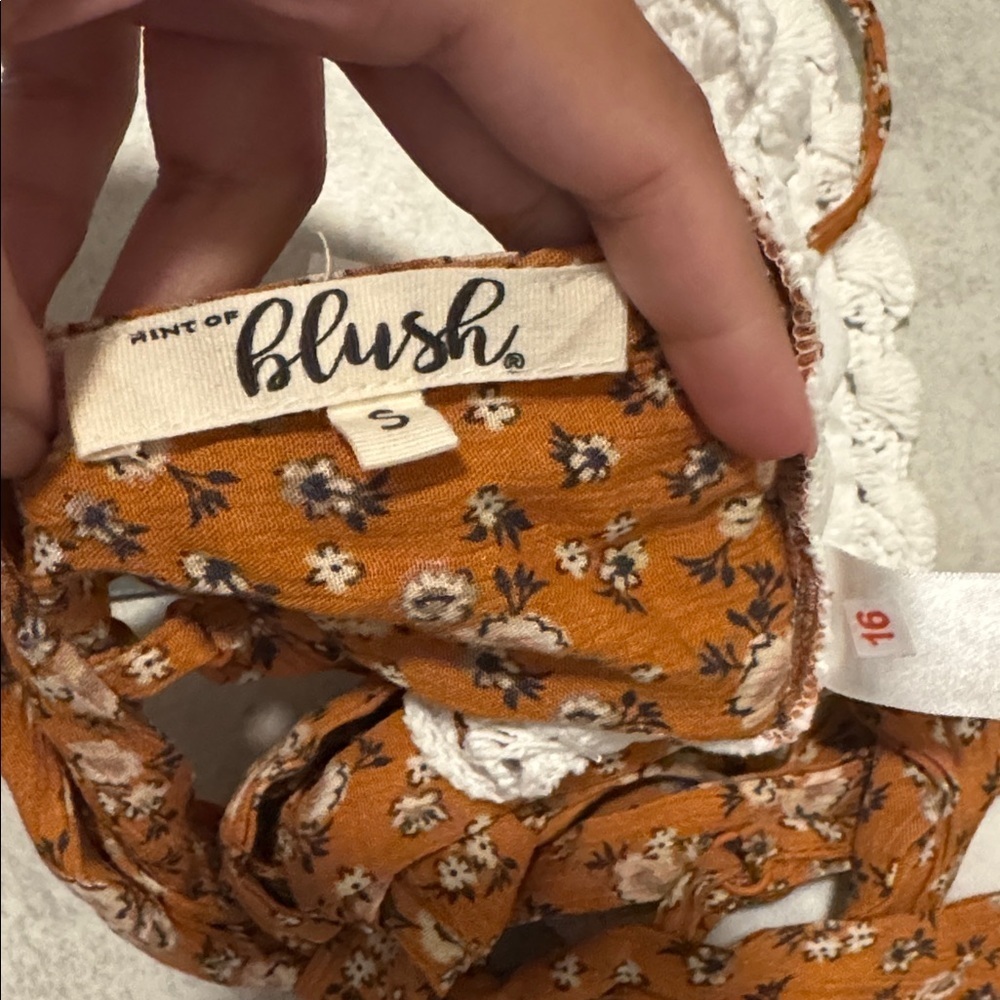 Mint of Blush Floral Two-Piece Orange Shorts Set - Picture 4 of 4